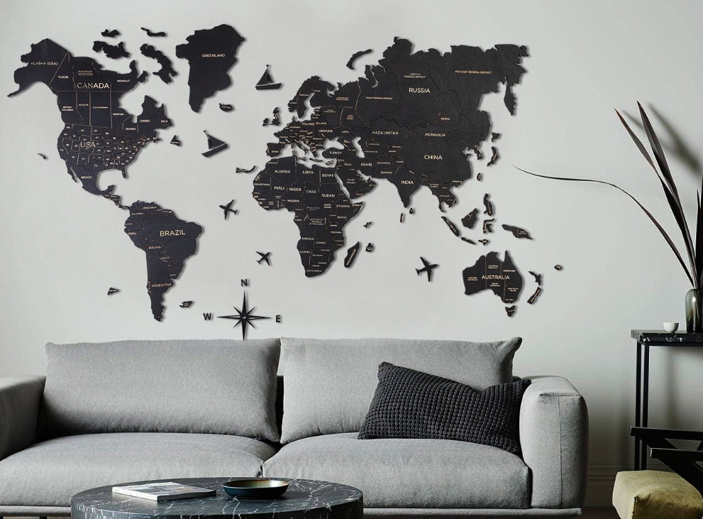 drevena mapa světa na stěnu barva cerna