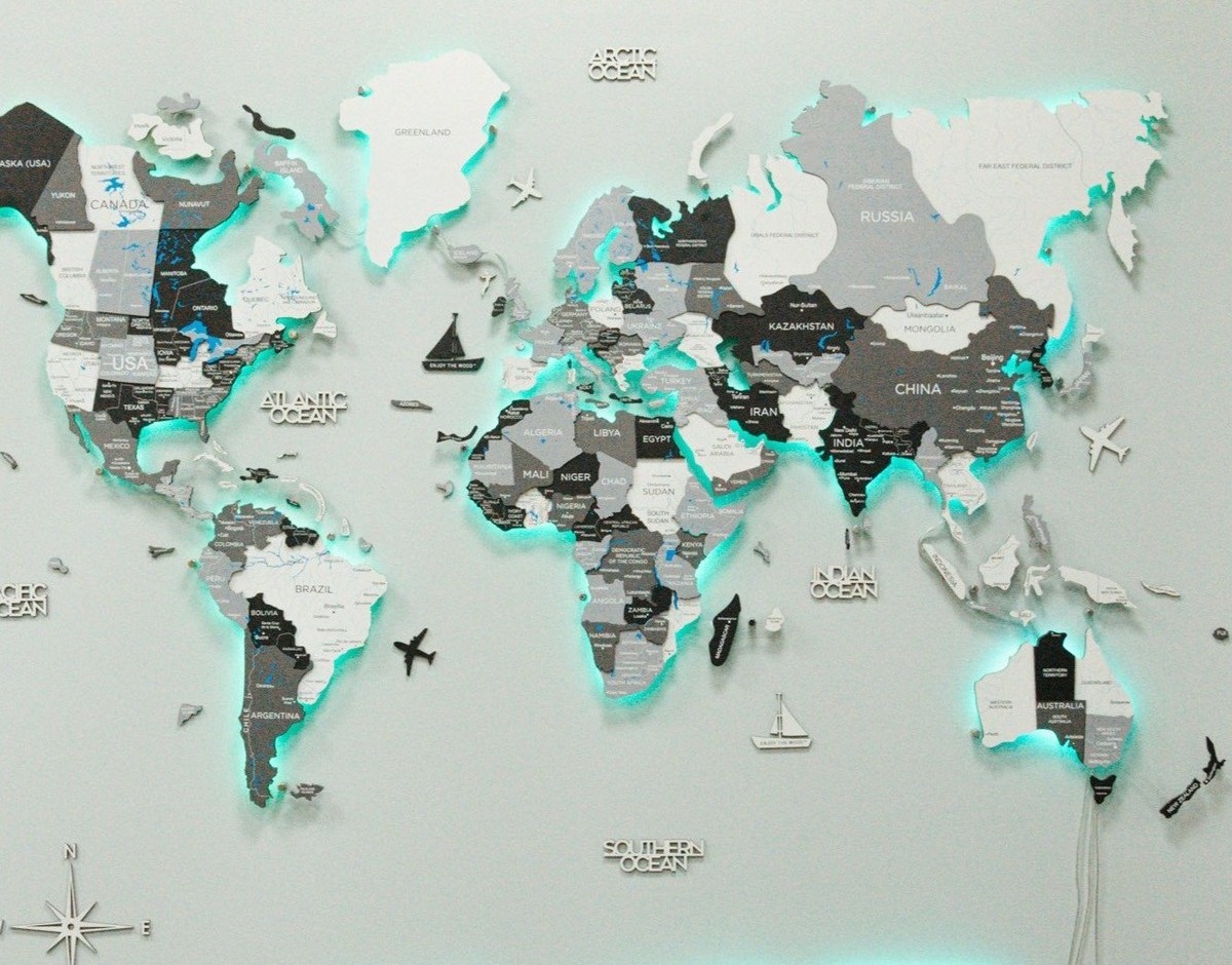 Nástěnná dřevěná mapa světa s RGB LED podsvícením BÍLO-ŠEDÁ 200 cm x 120 cm