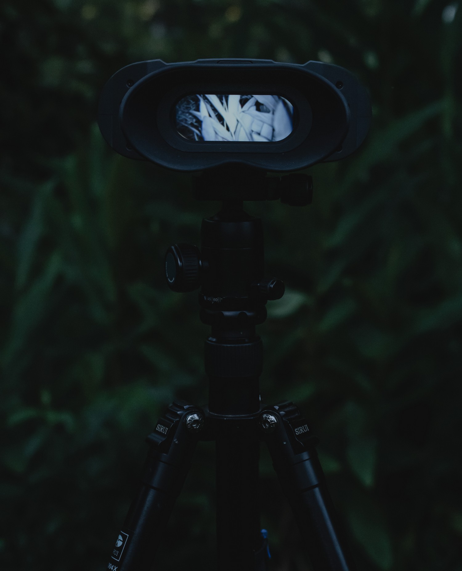 noční vidění NVB 200 - Auto přepínání denní a noční duální režim