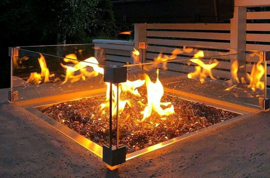 Exteriérový stůl s plynovým ohništěm zahradní ohniště