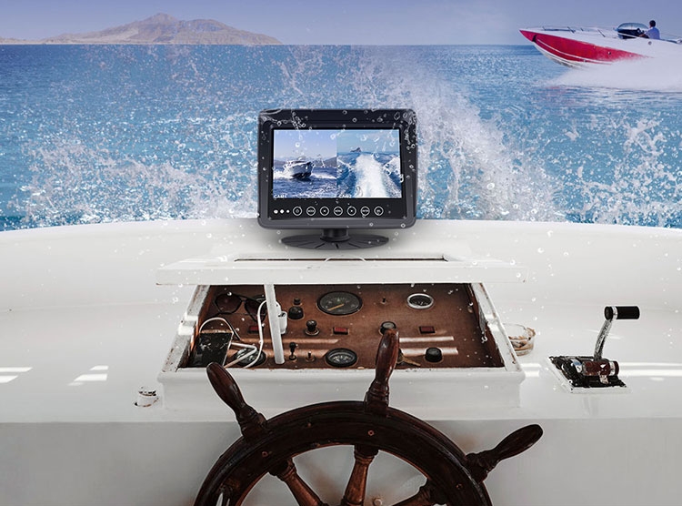 monitor na jachtu lod člun